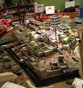 Iraq 28mm table, ready for troop deployment